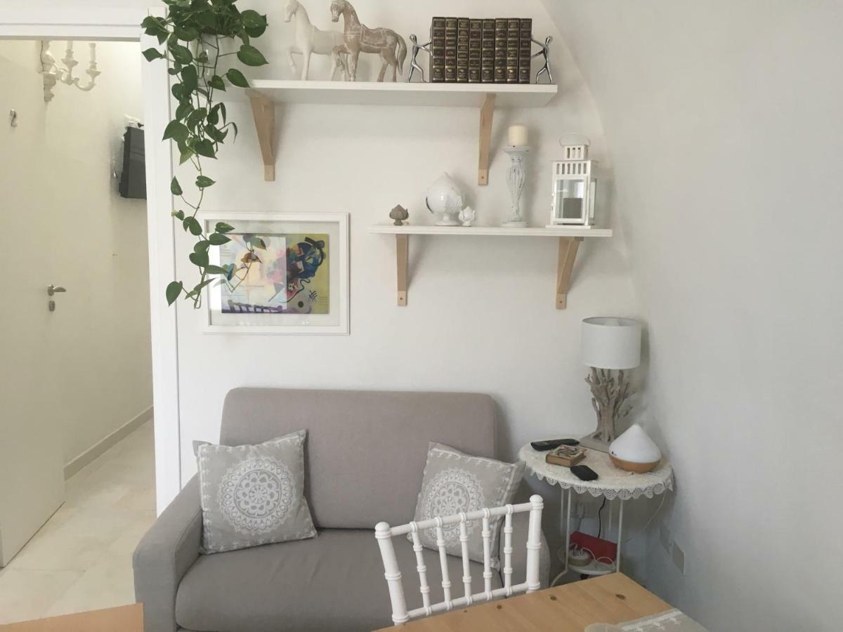 Bed & Breakfast Piazza Matteotti Stornara Buitenkant foto