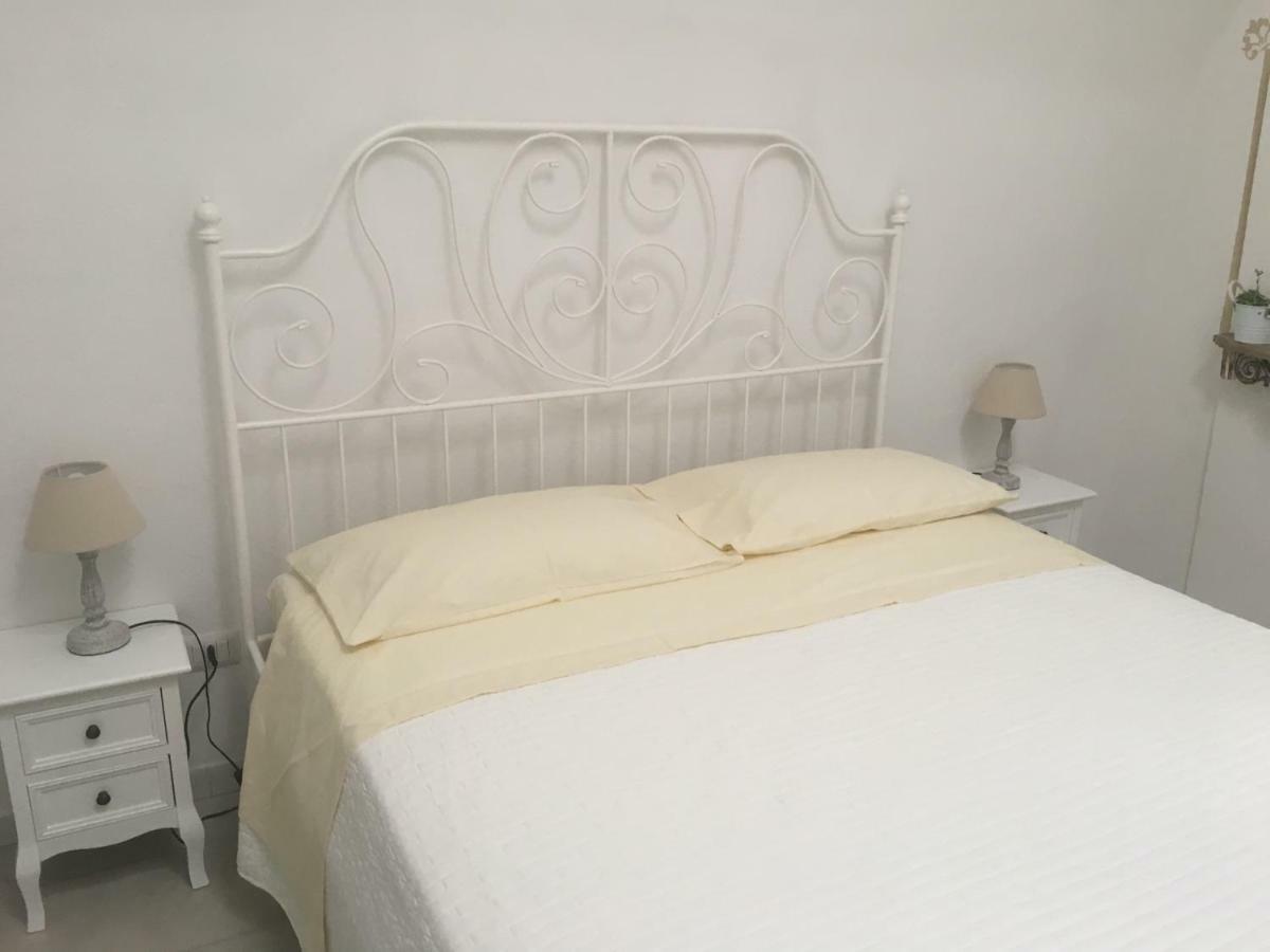 Bed & Breakfast Piazza Matteotti Stornara Buitenkant foto